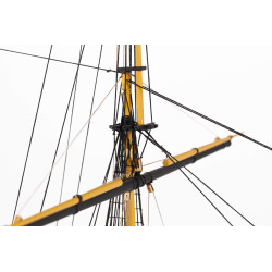 BB498 HMS Victory